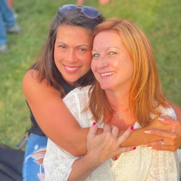 Meet your Posher, Kimberly - Picture 1 of 1